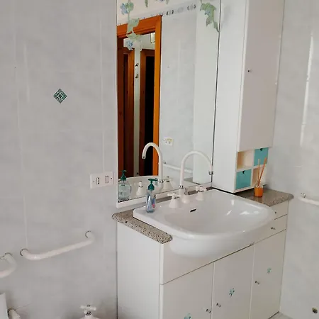 Casa Lebra *